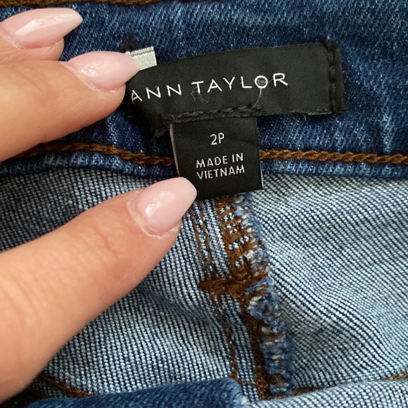 Ann Taylor Stretch Flare Front Pocket Seamed Jeans - Picture 3 of 5